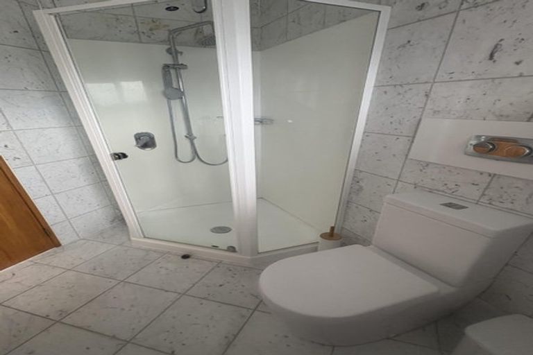 Photo of property in 19 George Gee Drive, Korokoro, Lower Hutt, 5012