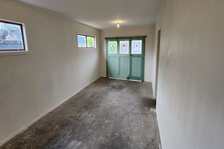 Photo of property in 7b Hussey Street, Oakura, 4314