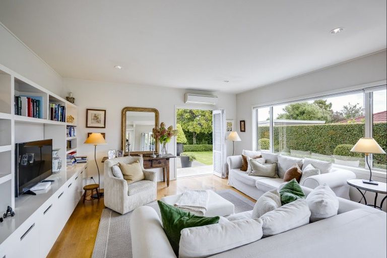 Photo of property in 7 Lennon Grove, Havelock North, 4130