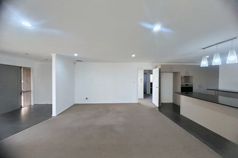 Photo of property in 19 Wessex Place, Rototuna North, Hamilton, 3210