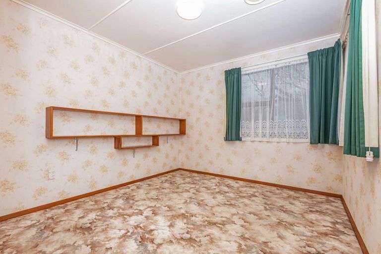 Photo of property in 28 Ormond Street, Woodville, 4920