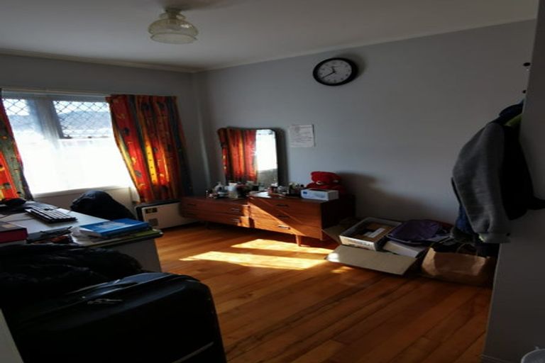 Photo of property in 1/4 Roseburn Place, Pakuranga, Auckland, 2010