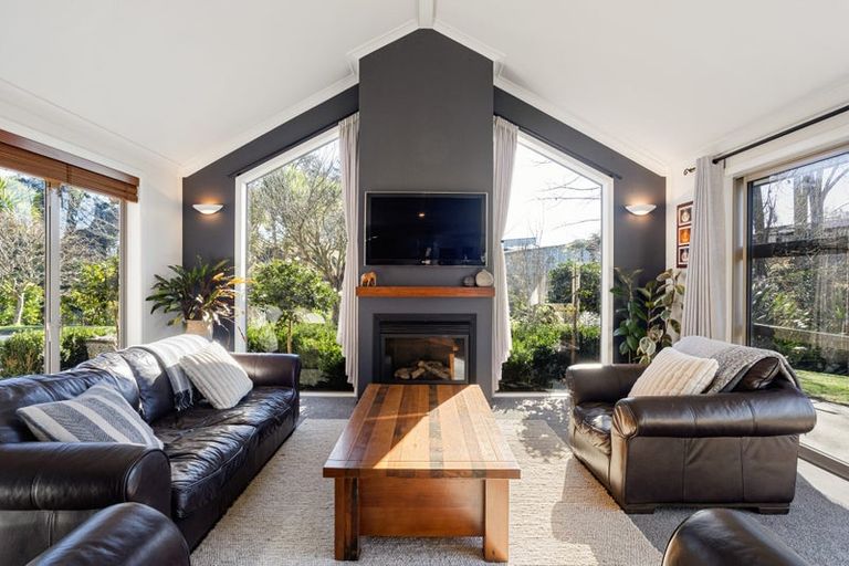 Photo of property in 14 Cabernet Close, Rototuna, Hamilton, 3210