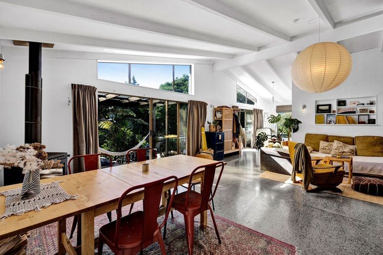 Photo of property in 23 Prudence Place, Oakura, 4314