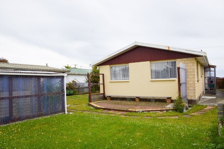 Photo of property in 210 Bay Road, Grasmere, Invercargill, 9810
