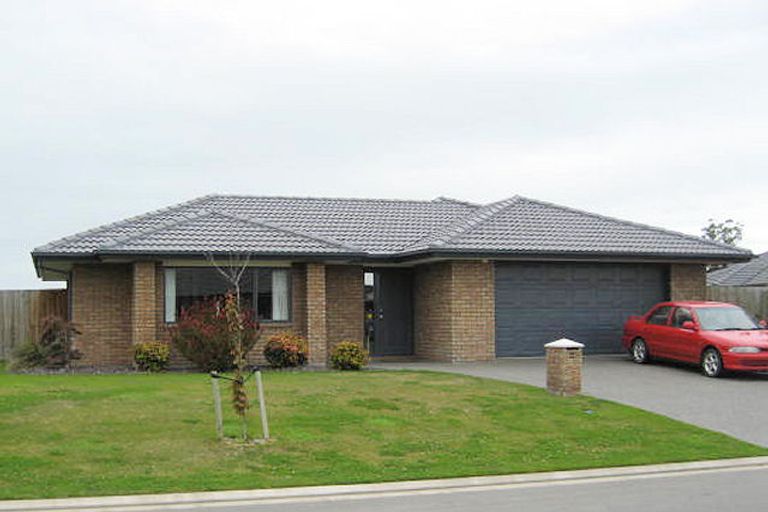 Photo of property in 19 Vasari Grange, Rolleston, 7614