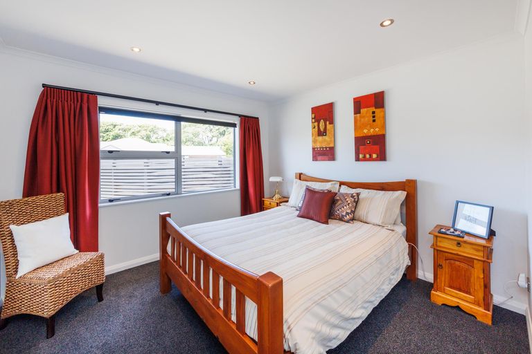 Photo of property in 3 Cheltenham Lane, Awapuni, Palmerston North, 4412