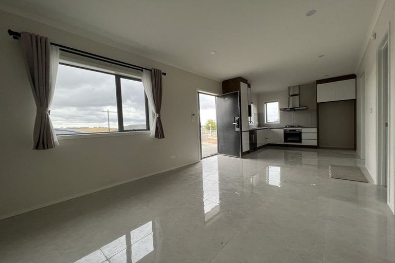 Photo of property in 15 Kapua Crescent, Rototuna North, Hamilton, 3210