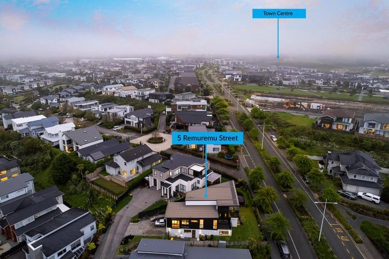 Photo of property in 5 Remuremu Street, Long Bay, Auckland, 0630