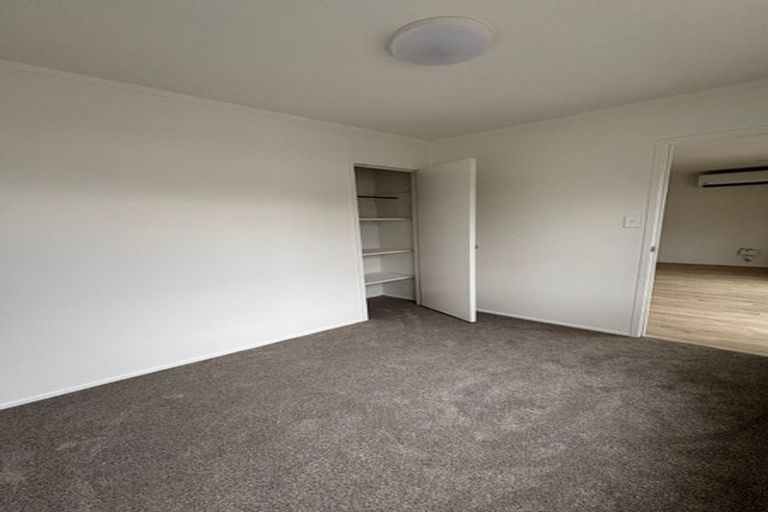 Photo of property in 2/23 Lyren Place, Half Moon Bay, Auckland, 2012