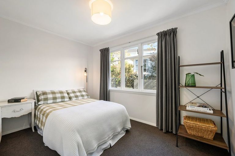 Photo of property in 142 Pembroke Road, Wilton, Wellington, 6012