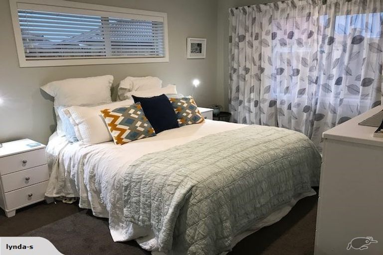 Photo of property in 29 Feist Street, Carterton, 5713