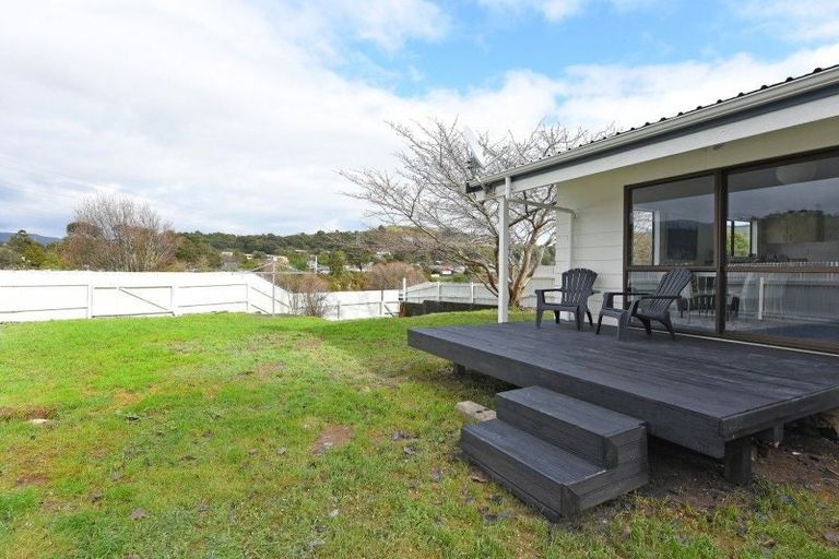 Photo of property in 100 Gillespies Road, Birchville, Upper Hutt, 5018