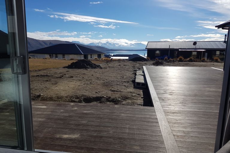 Photo of property in 25 Mistake Drive, Lake Tekapo, 7999