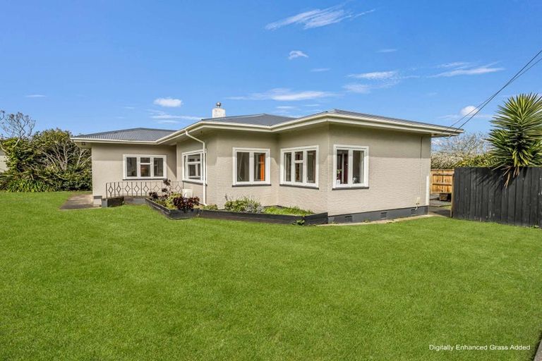 Photo of property in 25 Kent Road, Saint Johns Hill, Whanganui, 4501