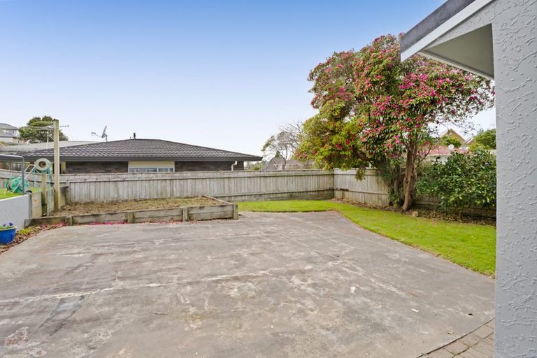 Photo of property in 68 Wallath Road, Westown, New Plymouth, 4310