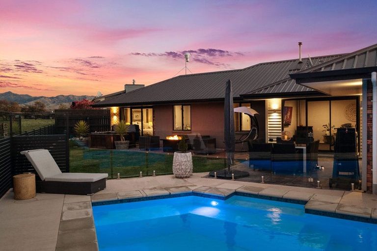 Photo of property in 167 Taylor Pass Road, Witherlea, Blenheim, 7201