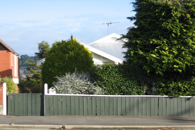 Photo of property in 100 Kenmure Road, Belleknowes, Dunedin, 9011