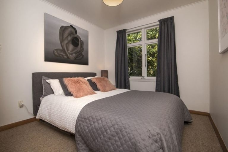 Photo of property in 22 Buller Street, Picton, 7220