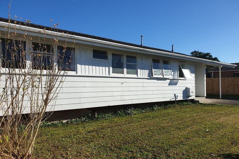 Photo of property in 1156/142 Lake Road, Northcote, Auckland, 0627