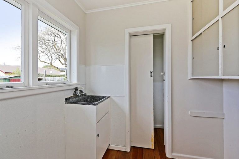 Photo of property in 27 Breadalbane Road, Havelock North, 4130