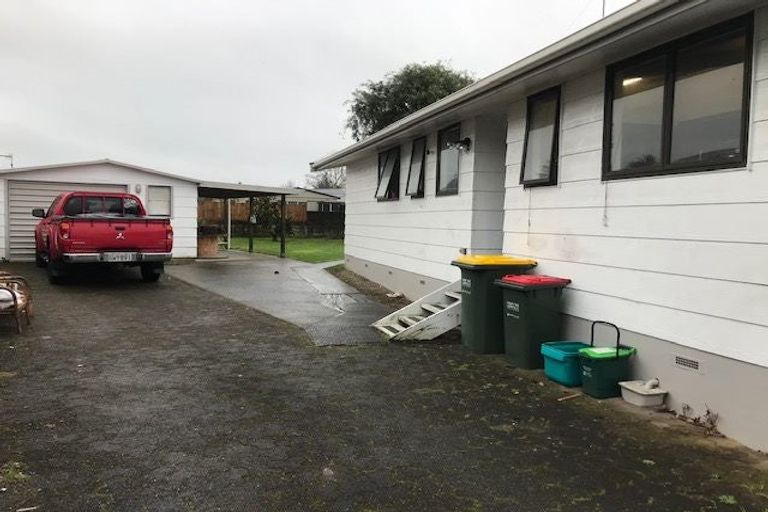 Photo of property in 23 Elmwood Crescent, Pukete, Hamilton, 3200