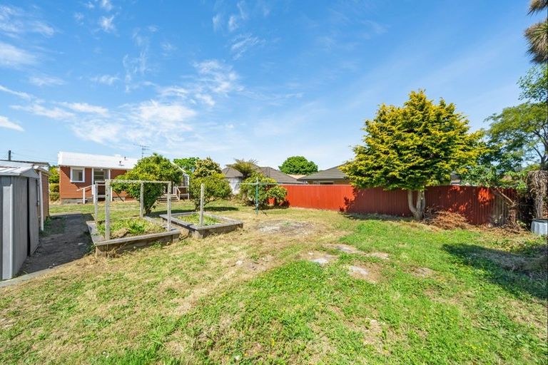 Photo of property in 8 Hall Grove, Ebdentown, Upper Hutt, 5018