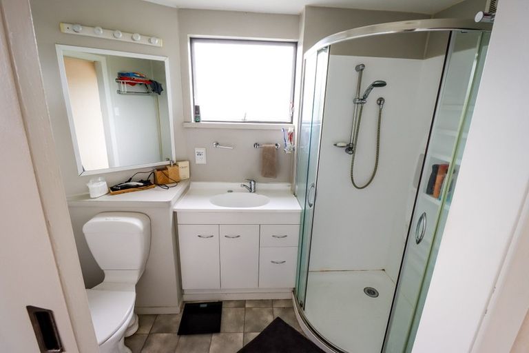 Photo of property in 9 Waterloo Crescent, Hokowhitu, Palmerston North, 4410