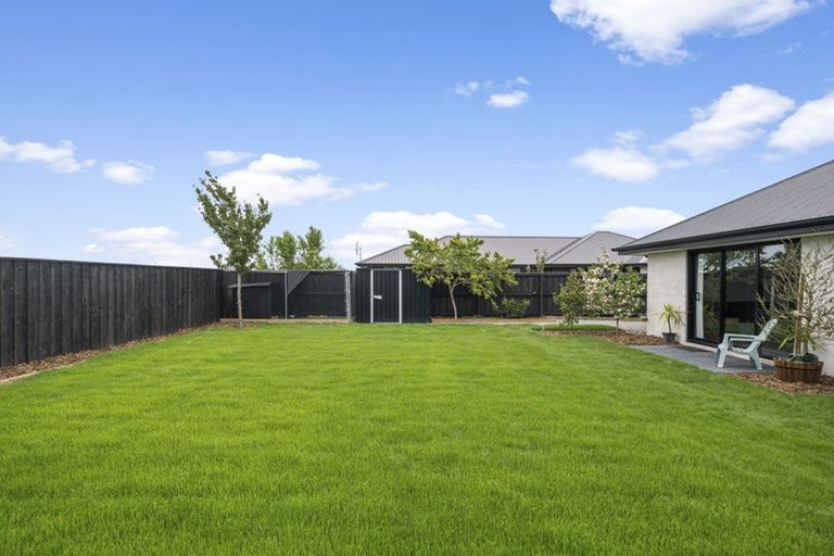 Photo of property in 37 Chris Drive, Rolleston, 7614