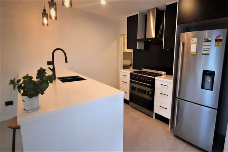 Photo of property in 38 Broadway Parade, Rolleston, 7615