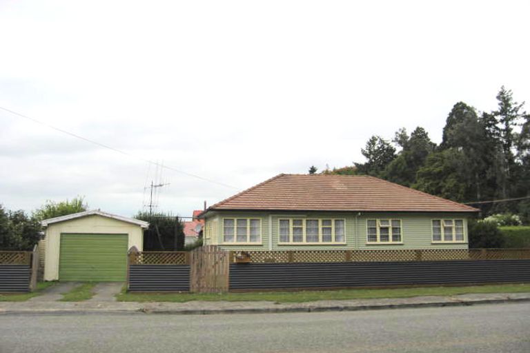 Photo of property in 2 Hornbrook Street, Temuka, 7920