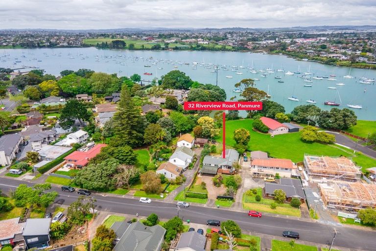 Photo of property in 32 Riverview Road, Panmure, Auckland, 1072