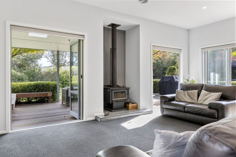 Photo of property in 60 Dalmore Way, Acacia Bay, Taupo, 3385