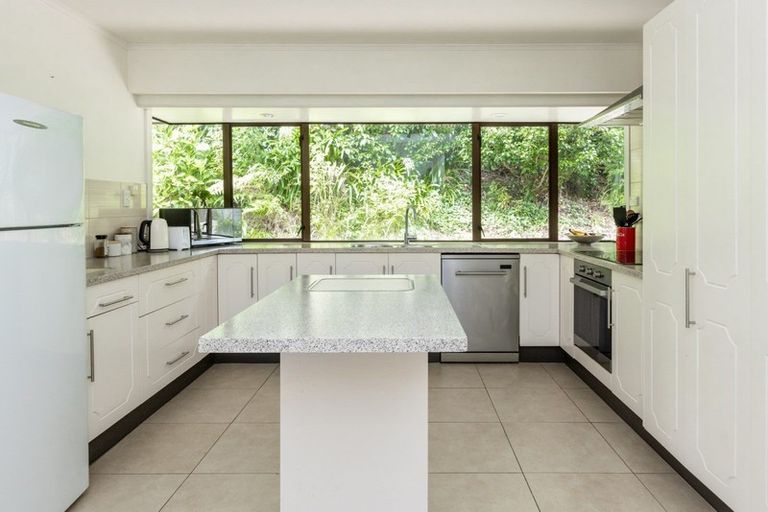 Photo of property in 103 James Cook Street, Havelock North, 4130