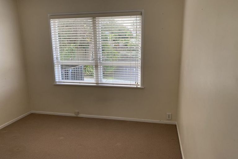 Photo of property in 26 Grenada Avenue, Forrest Hill, Auckland, 0620