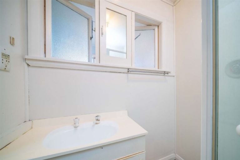 Photo of property in 17 Rawson Street, New Brighton, Christchurch, 8083