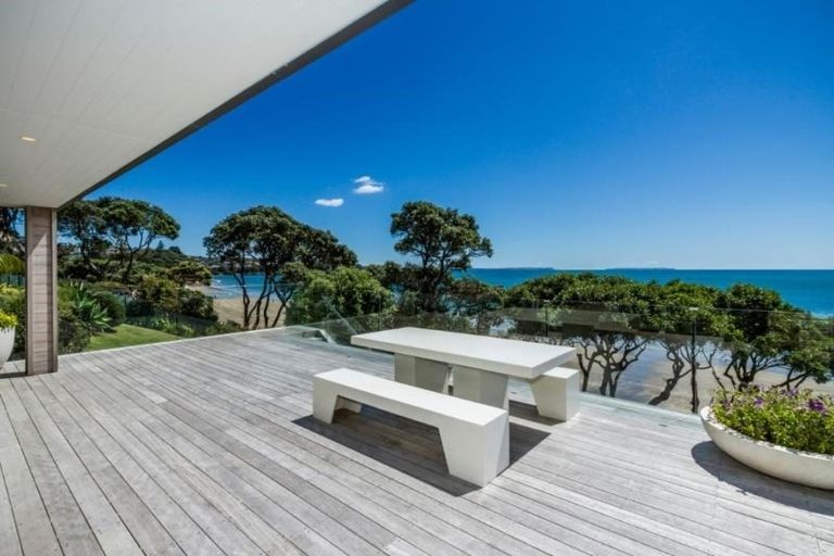 Photo of property in 2/34 Whitby Crescent, Mairangi Bay, Auckland, 0630