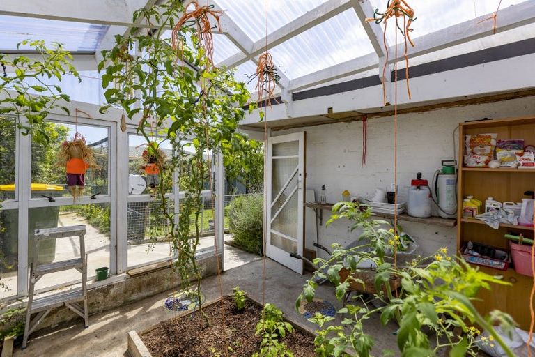 Photo of property in 60 Cutfield Street, Inglewood, 4330