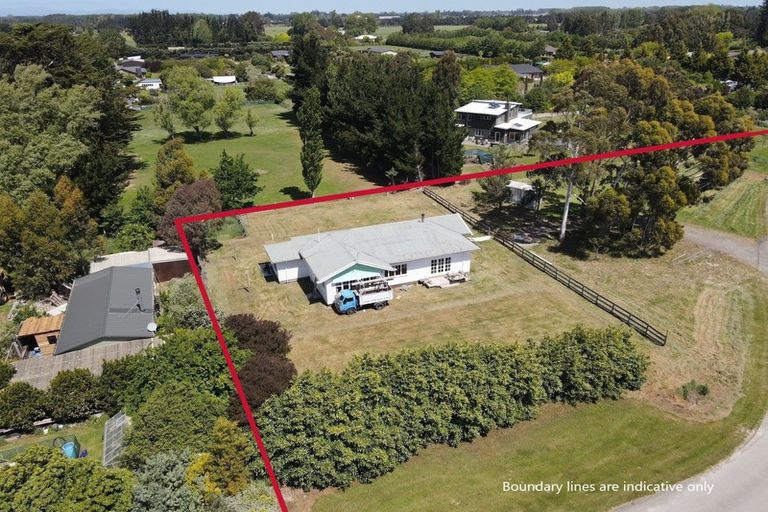 Photo of property in 1467 Main Road North, Waikuku, Rangiora, 7473