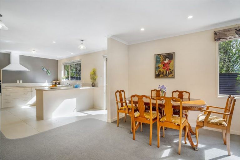 Photo of property in 96 Park Street, Winton, 9720