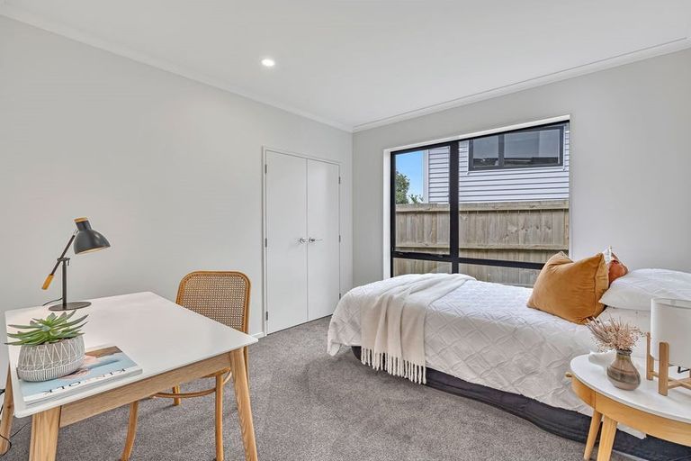 Photo of property in 9/16 Russell Road, Manurewa, Auckland, 2102