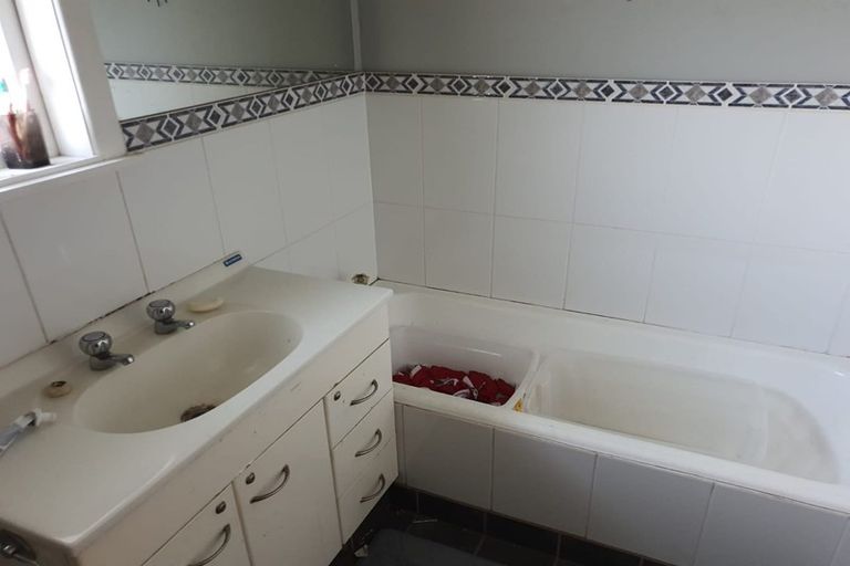 Photo of property in 20 Scott Road, Papakura, 2110