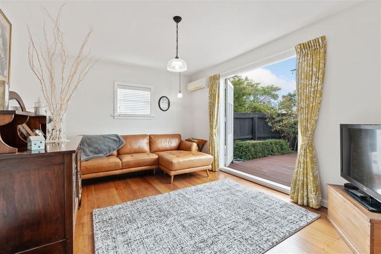 Photo of property in 1/82 Halton Street, Strowan, Christchurch, 8052