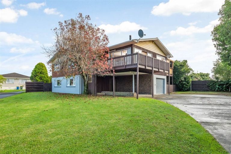 Photo of property in 11 Pamela Place, New Lynn, Auckland, 0600
