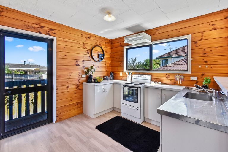 Photo of property in 35a Clark Road, Pahurehure, Papakura, 2113