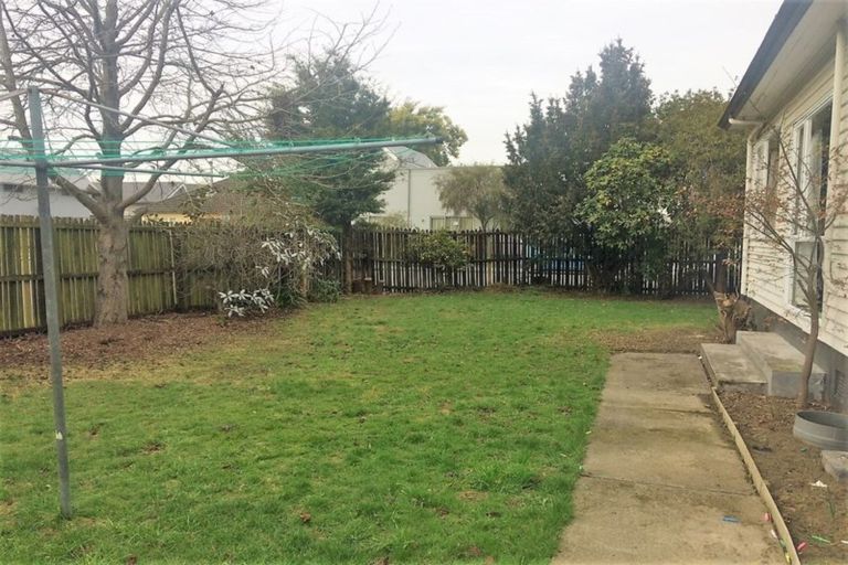 Photo of property in 1 Seton Street, Riccarton, Christchurch, 8011