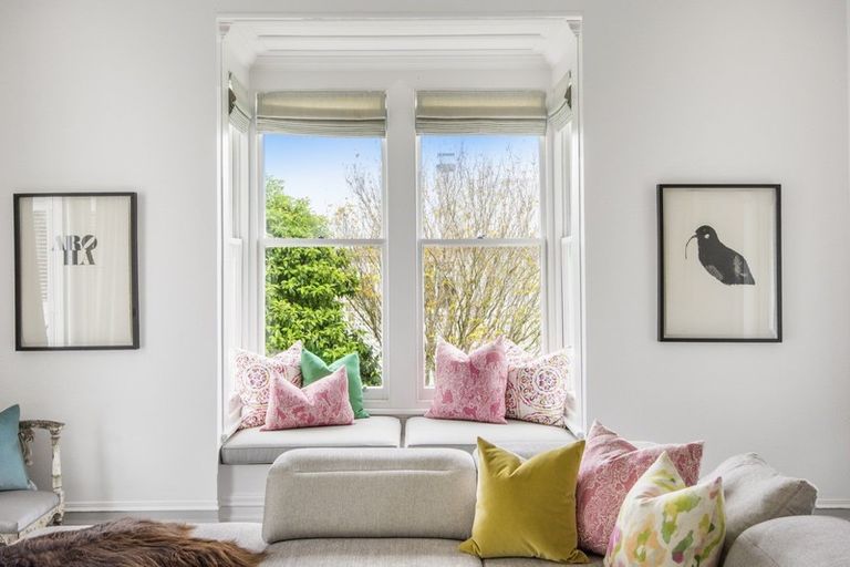 Photo of property in 29 Maritime Terrace, Birkenhead, Auckland, 0626