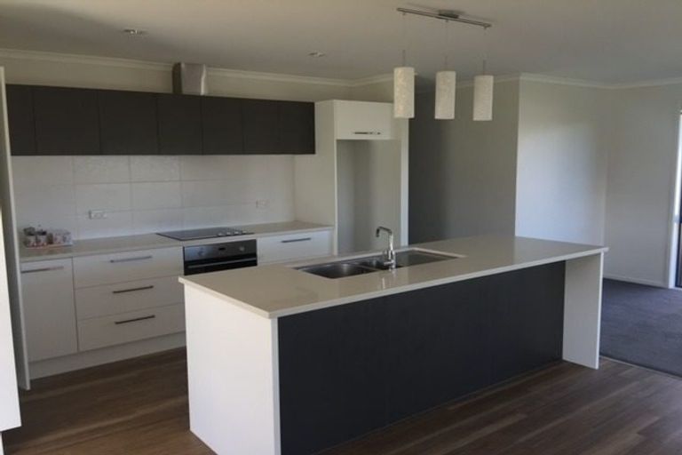 Photo of property in 15 Grapnel Street, Silverdale, 0932