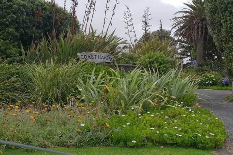 Photo of property in 372 Stent Road, Warea, New Plymouth, 4381