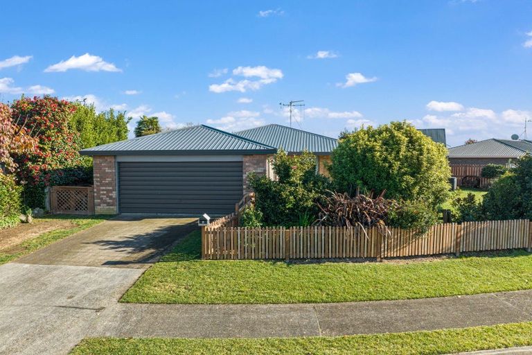 Photo of property in 4 Rogers Place, Fairview Downs, Hamilton, 3214